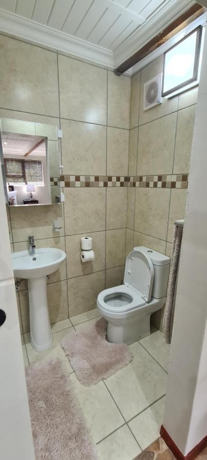 Mountain View Guesthouse Vanrhynsdorp Экстерьер фото